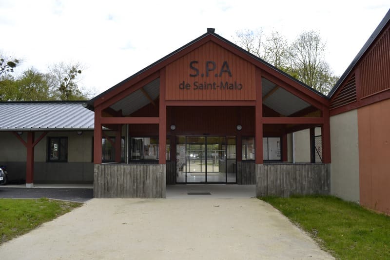 Entrée de la SPA du Pays de Saint-Malo