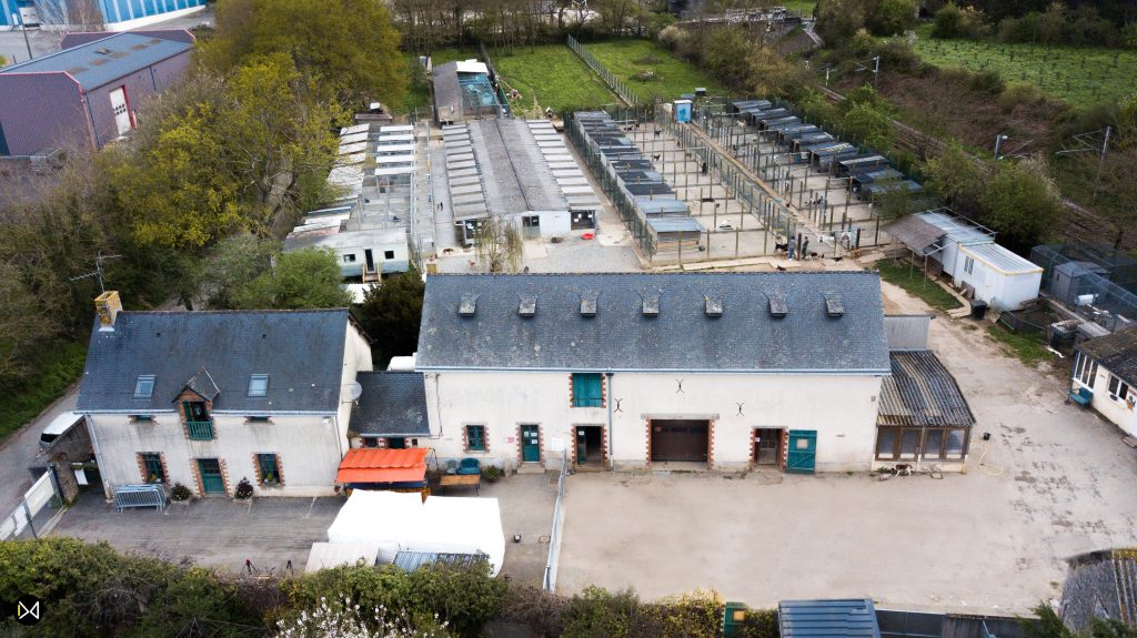 Vue aérienne de la SPA de la Mayenne